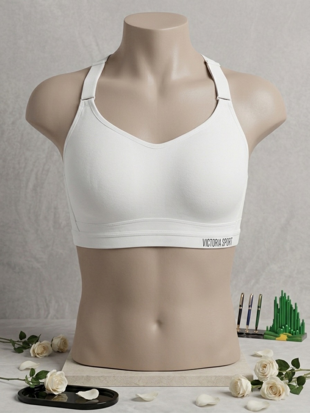 Victoria's Secret White Wireless Victoria Sport High-Impact Sports Bra
